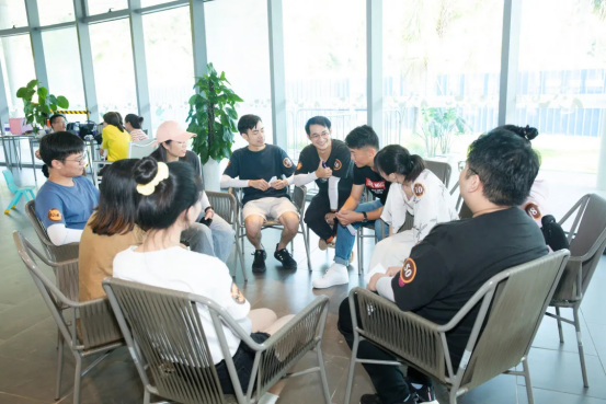 1607348305883453.png image.png